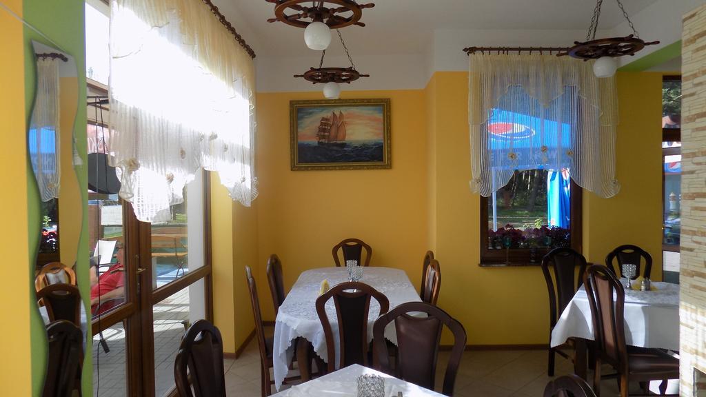 Roza Wiatrow Apartment Grzybowo  Bagian luar foto